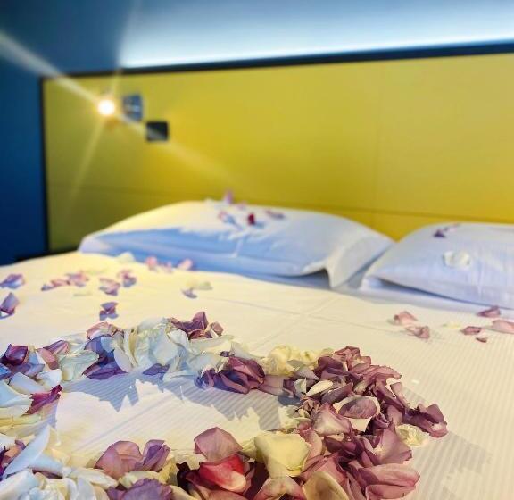 غرفة قياسية, Vela Di Soleville Camere Con E Senza Vista Lago Con Ristorante & Pizzeria