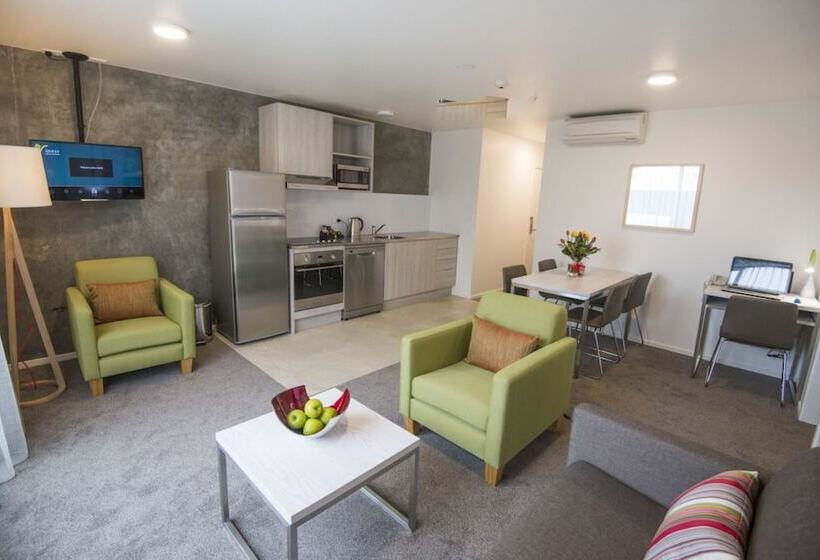 침실 1개 아파트, Quest Nelson