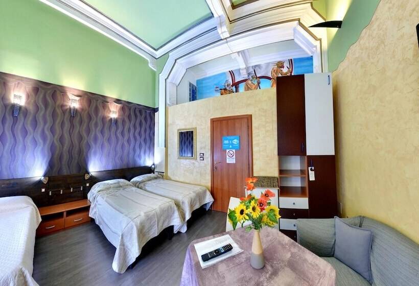 اتاق خانوادگی, Hostel Agata
