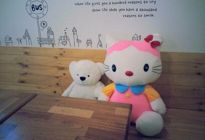 اتاق استاندارد, Blue Backpackers Hostel