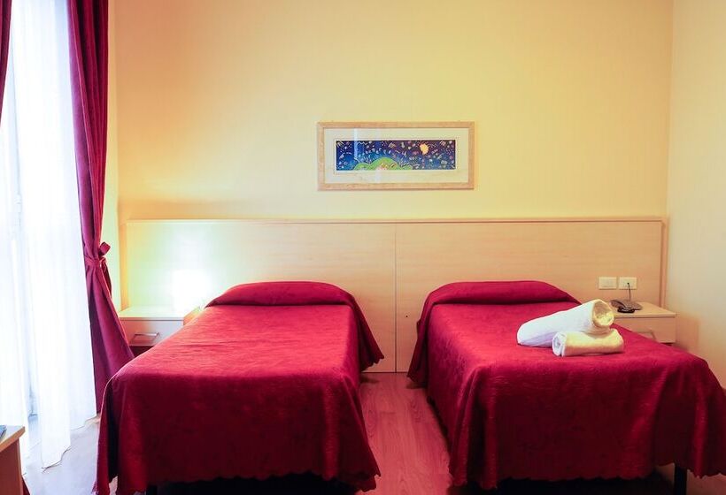 Номер Стандарт, Break House Ristorante