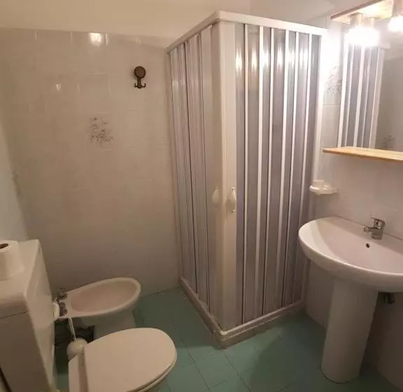 اتاق لوکس, Casa Vittorio