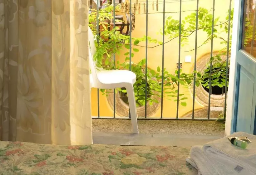 اتاق لوکس, Casa Vittorio