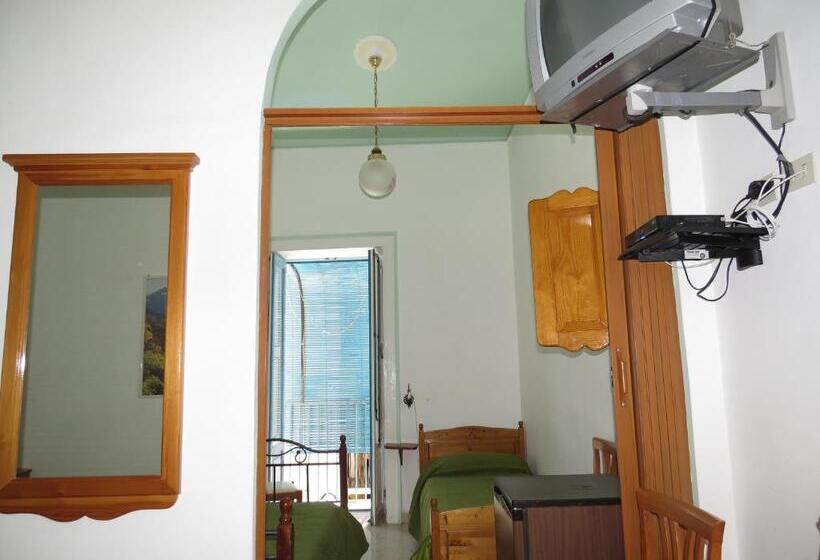 디럭스 4인 룸, Casa Vittorio