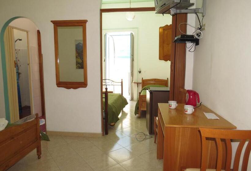 디럭스 4인 룸, Casa Vittorio