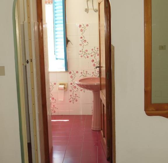 디럭스 4인 룸, Casa Vittorio