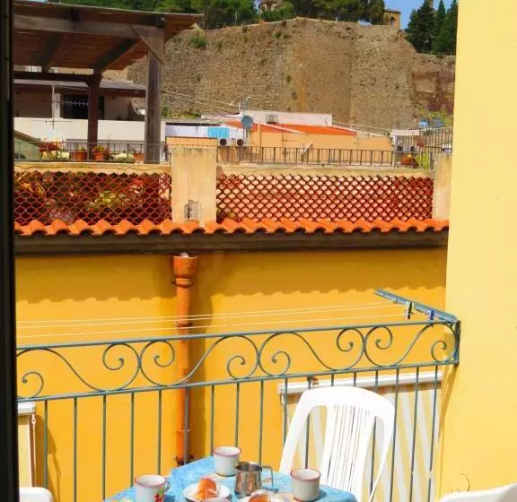 اتاق استاندارد با چشمانداز دریا, Casa Vittorio