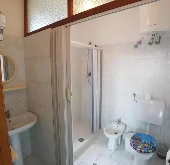 اتاق استاندارد با چشمانداز دریا, Casa Vittorio