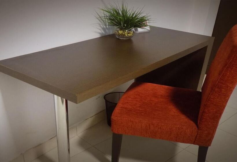 اتاق استاندارد, Danieri Asuncion