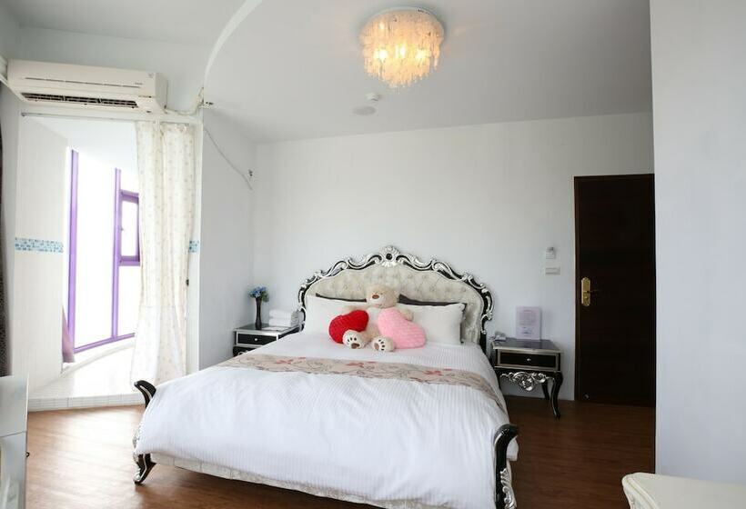 اتاق لوکس با چشم‌انداز دریا, Dufa Luxury Manor