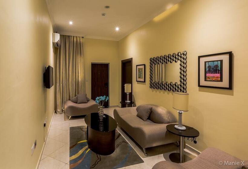 سوییت, Morning Side Suites Etim Inyang