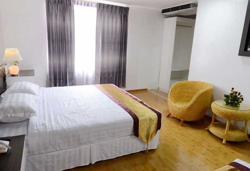 سوییت, My World