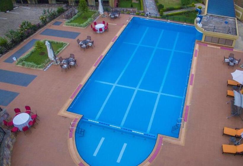 Deluxe-huone, Nobleza