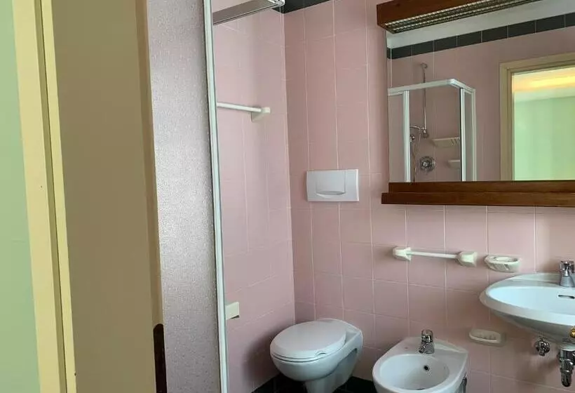 Standard-huone, Serena Cortina