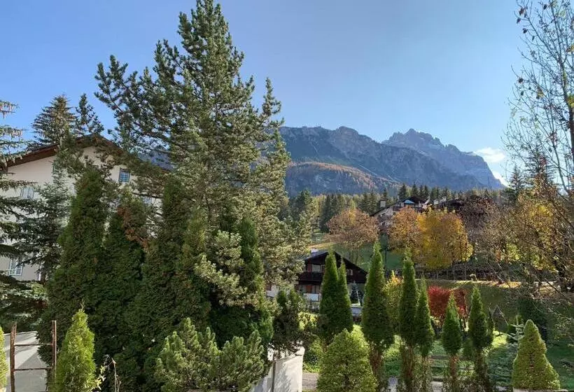 Standard-huone, Serena Cortina