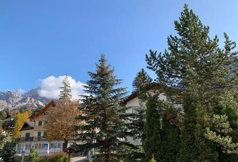 Standard-huone, Serena Cortina
