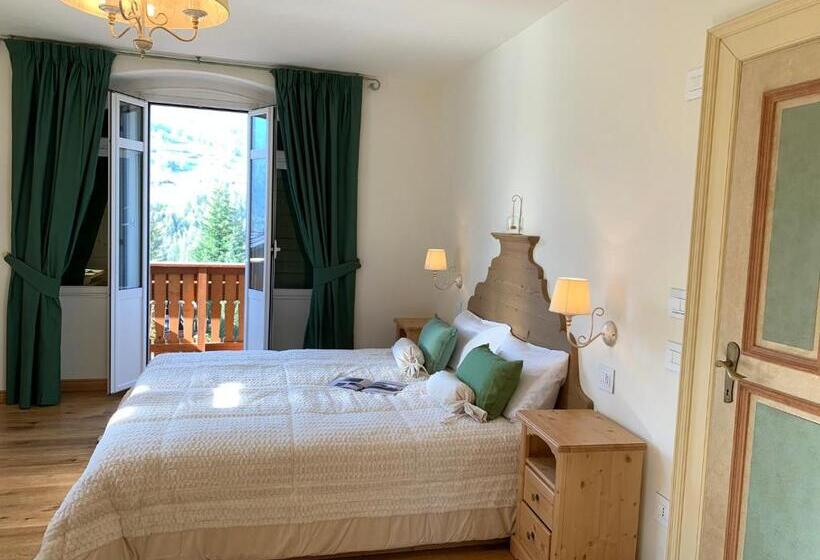 Номер Superior, Serena Cortina