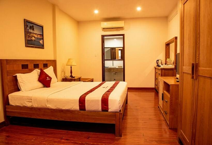 اتاق سوپریور با چشمانداز رودخانه, Song Tien Annex