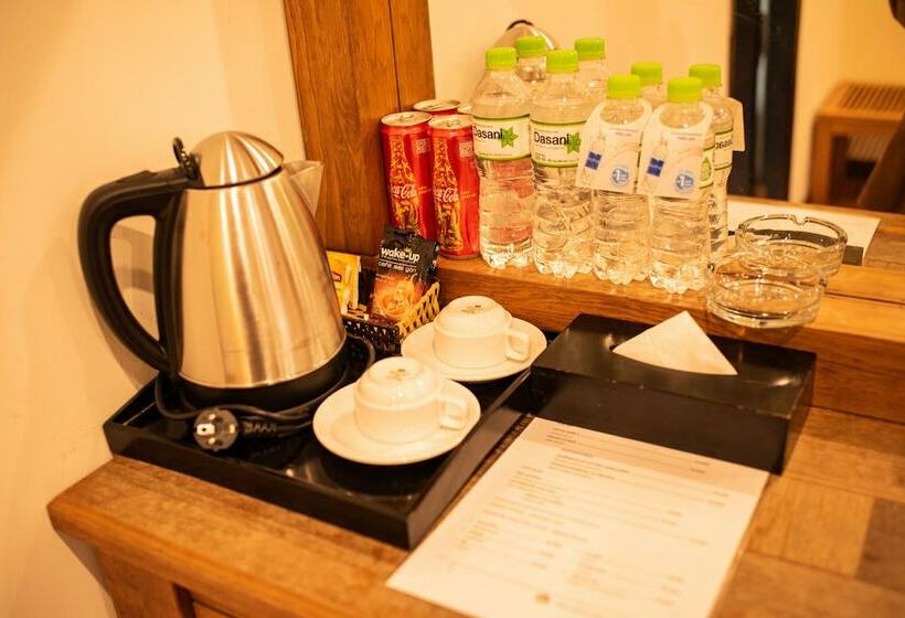 اتاق سوپریور با چشمانداز رودخانه, Song Tien Annex