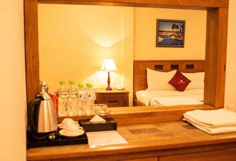 اتاق سوپریور با چشمانداز رودخانه, Song Tien Annex