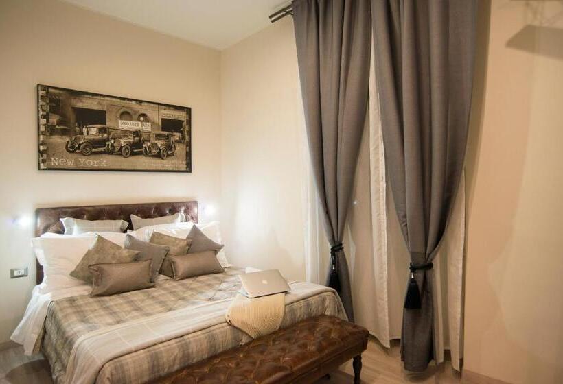 חדר סטנדרט, Town House 62