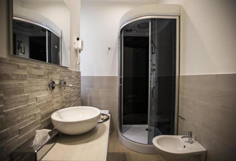 סוויטת ג'וניור, Town House 62