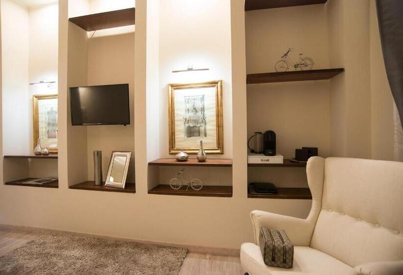 סוויטת ג'וניור, Town House 62