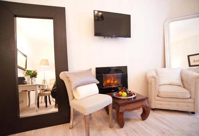 סוויטת ג'וניור, Town House 62