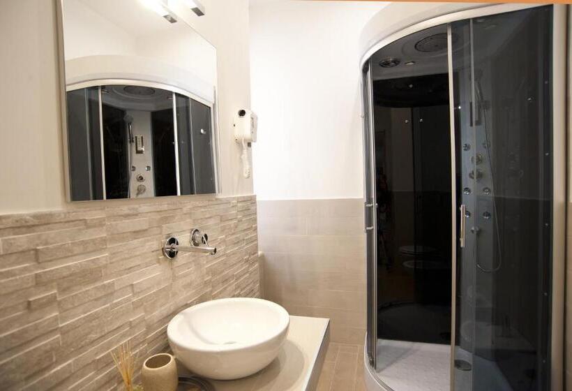 סוויטת ג'וניור, Town House 62