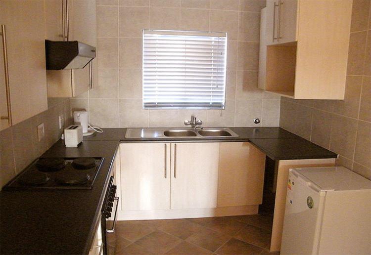 スタンダードトリプルルーム, Airport Lodge Guest House