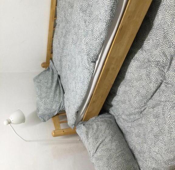 اتاق استاندارد, Hostel Metro