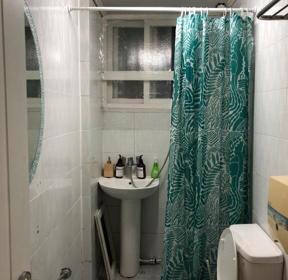 Номер Стандарт, Hostel Metro