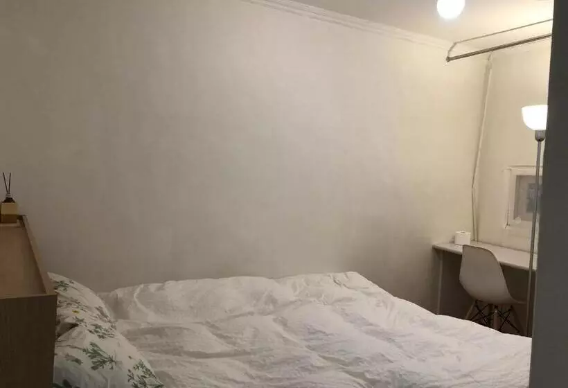 Cameră Standard, Hostel Metro