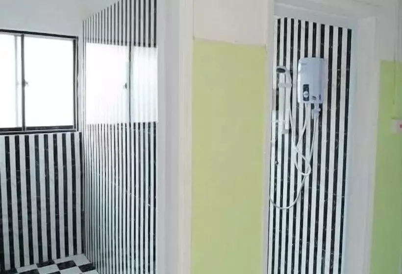تختخواب در اتاق مشترک, Traveller@sg Hostel