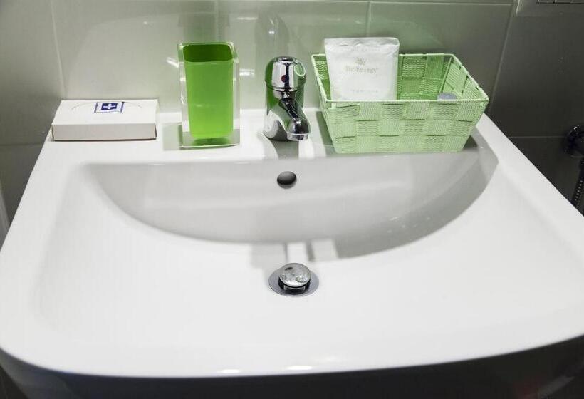 חדר סטנדרט לשלושה עם נוף לגינה, I Salici