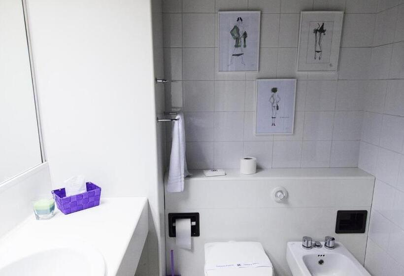 חדר סטנדרט, I Salici