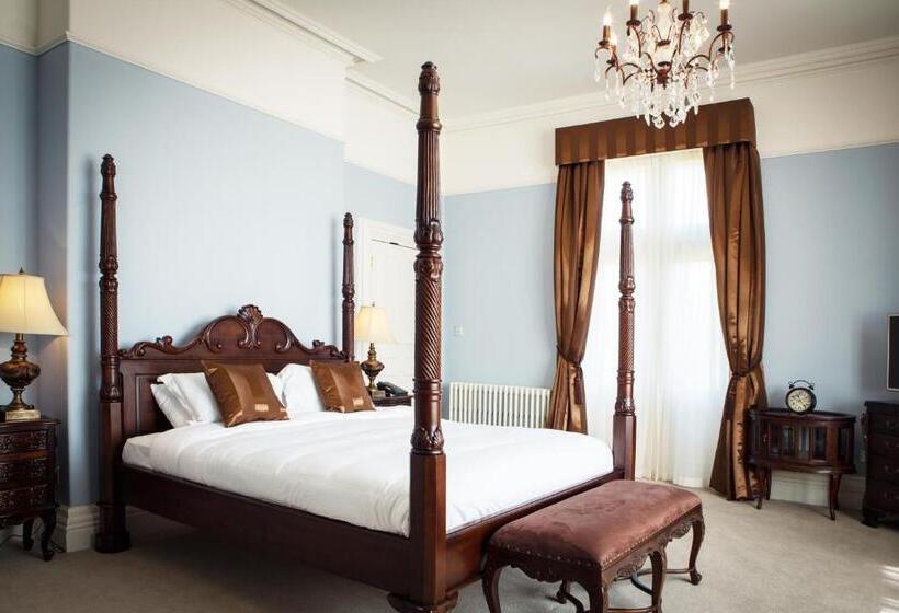 غرفة ديلوكس, Manor By The Lake