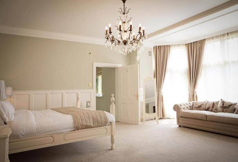 غرفة قياسية لذوى الاحتياجات الخاصة, Manor By The Lake