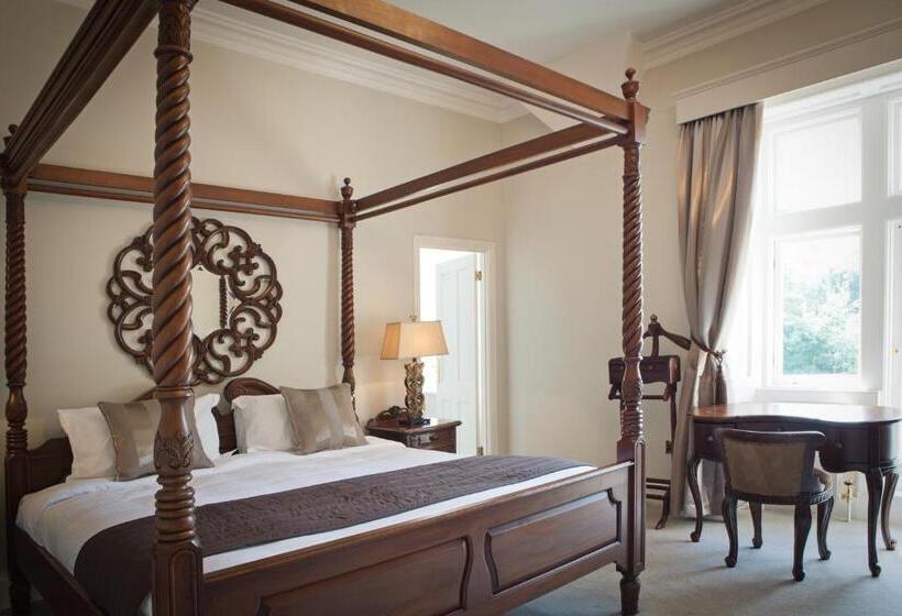 غرفة ديلوكس, Manor By The Lake