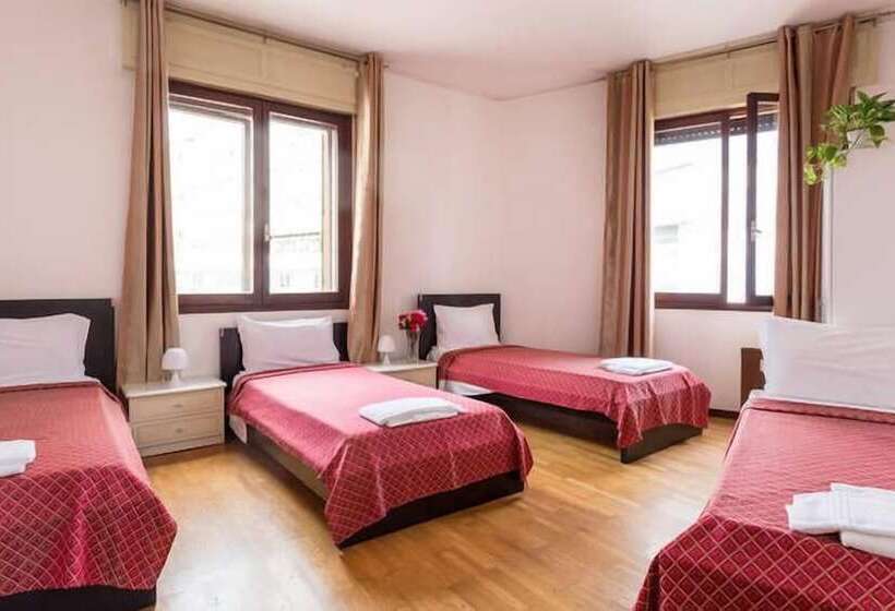 Standard Triple Room, Venice Bangla Guest House