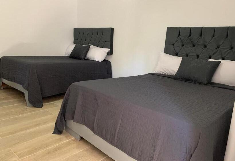 חדר משפחתי, Capriccio Mare y Restaurante