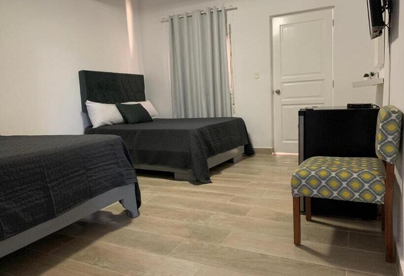Quarto Familiar, Capriccio Mare y Restaurante