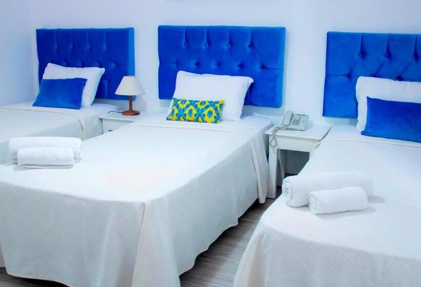 Номер Стандарт Трехместный, Capriccio Mare y Restaurante