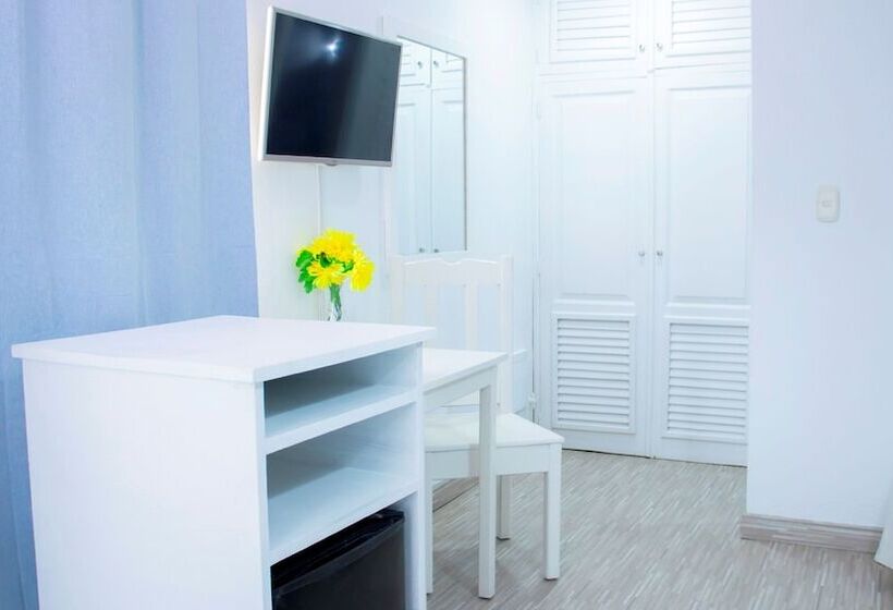 חדר סטנדרט לשלושה, Capriccio Mare y Restaurante