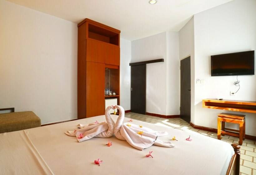 بانگلوی استاندارد, Aquarius Star