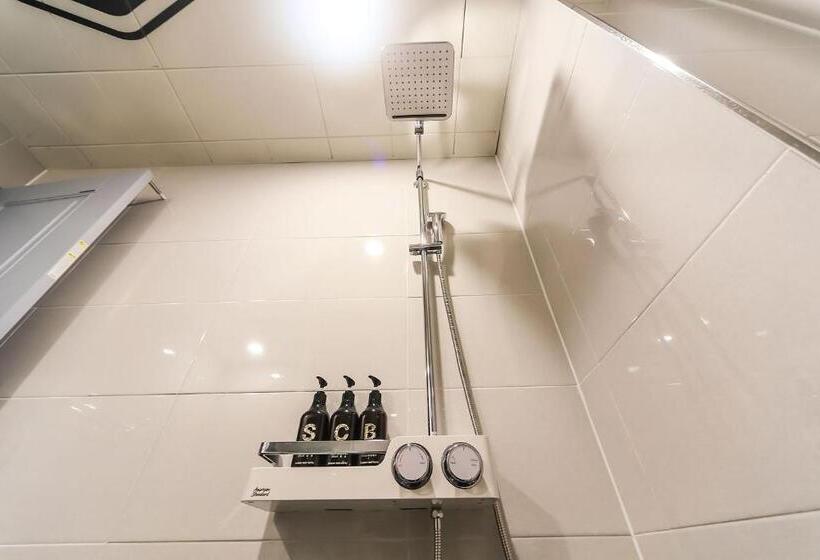 디럭스 룸, Busan Station Busan View