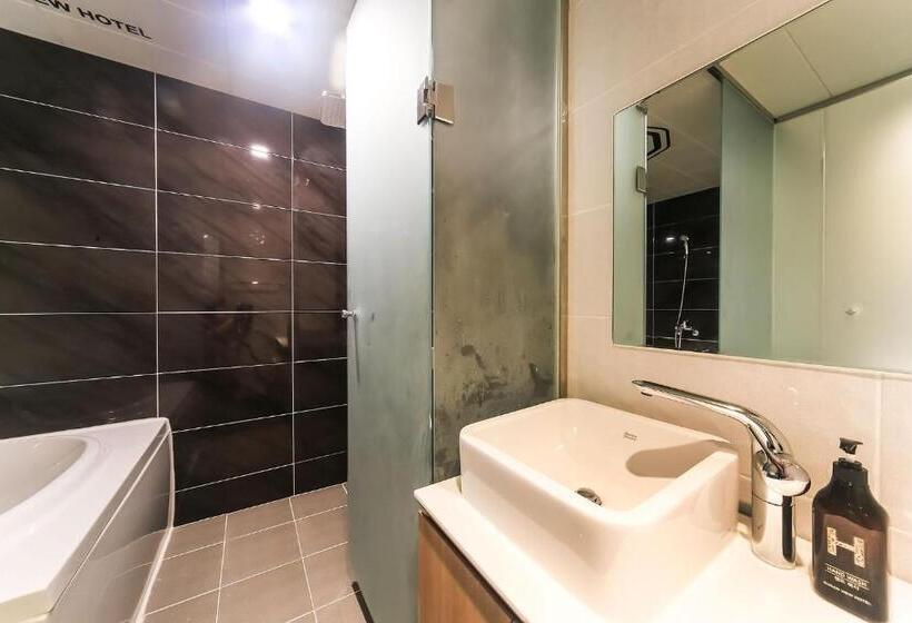 디럭스 룸 도시 전망, Busan Station Busan View