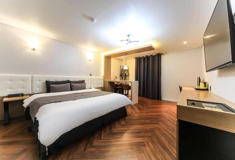 디럭스 스위트 바다 전망, Busan Station Busan View