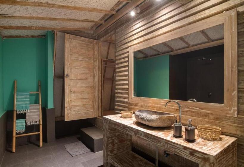 Бунгало Deluxe, Les Villas Ottalia  Yoga And Diving, Gili Meno