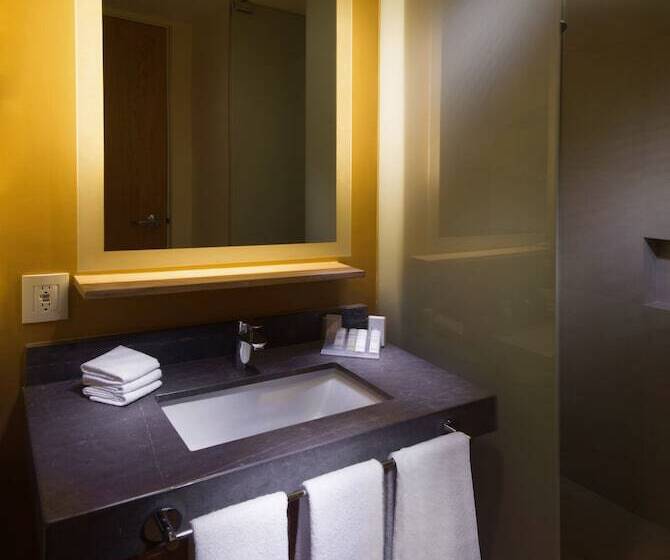 エクゼクティブルーム, Hilton Garden Inn Monterrey Airport